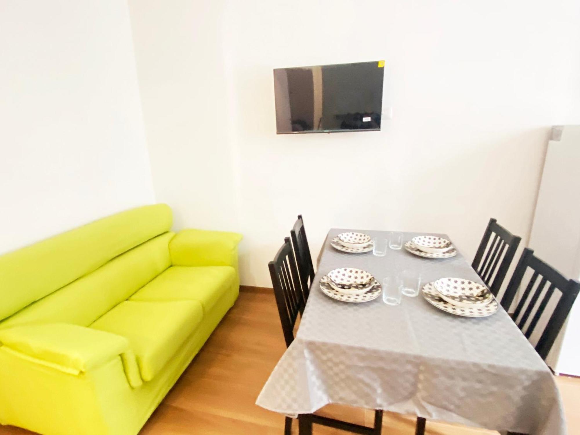 Carol House Piazza Bologna Apartment