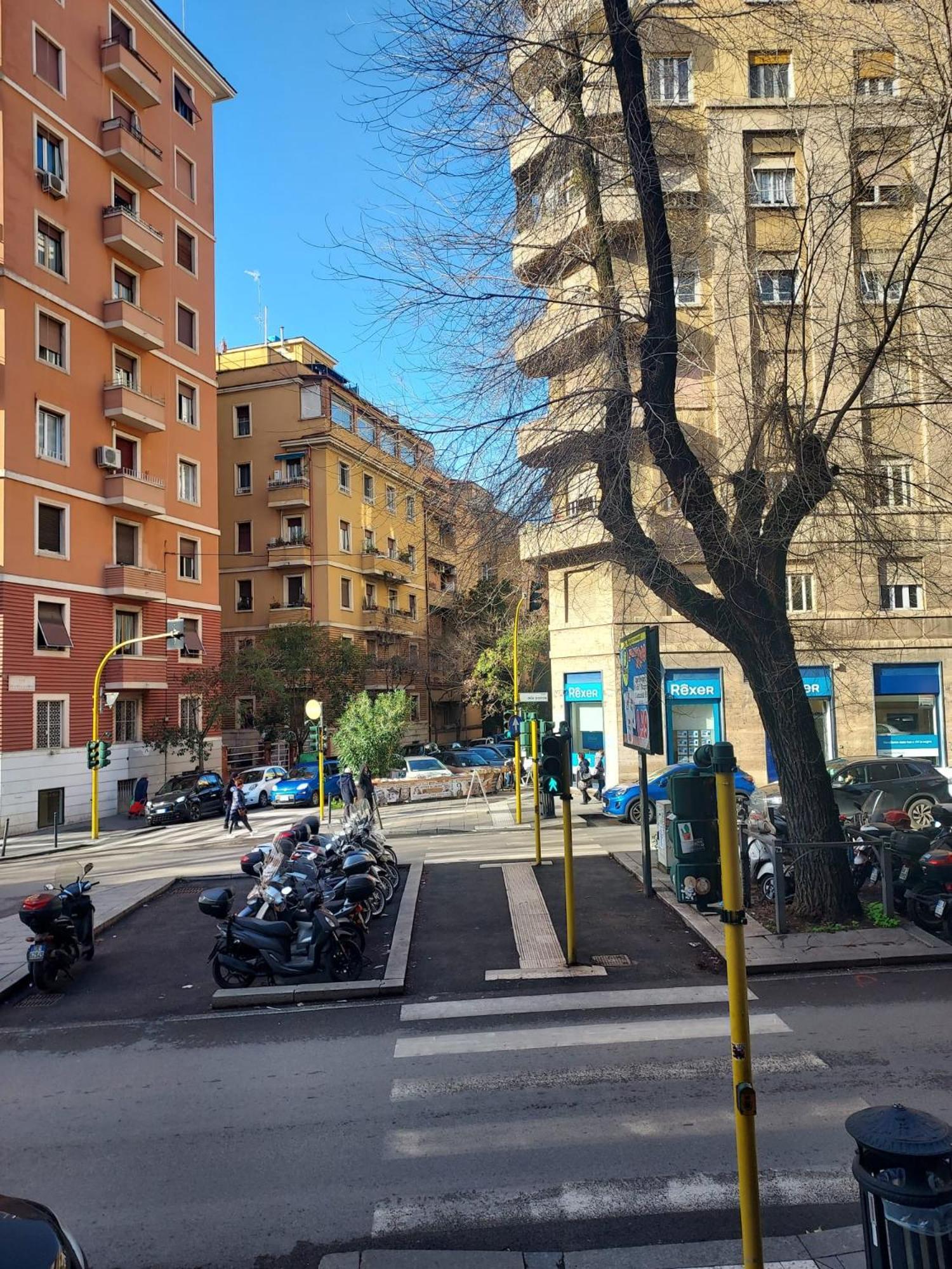 Apartment Carol House Piazza Bologna Rome